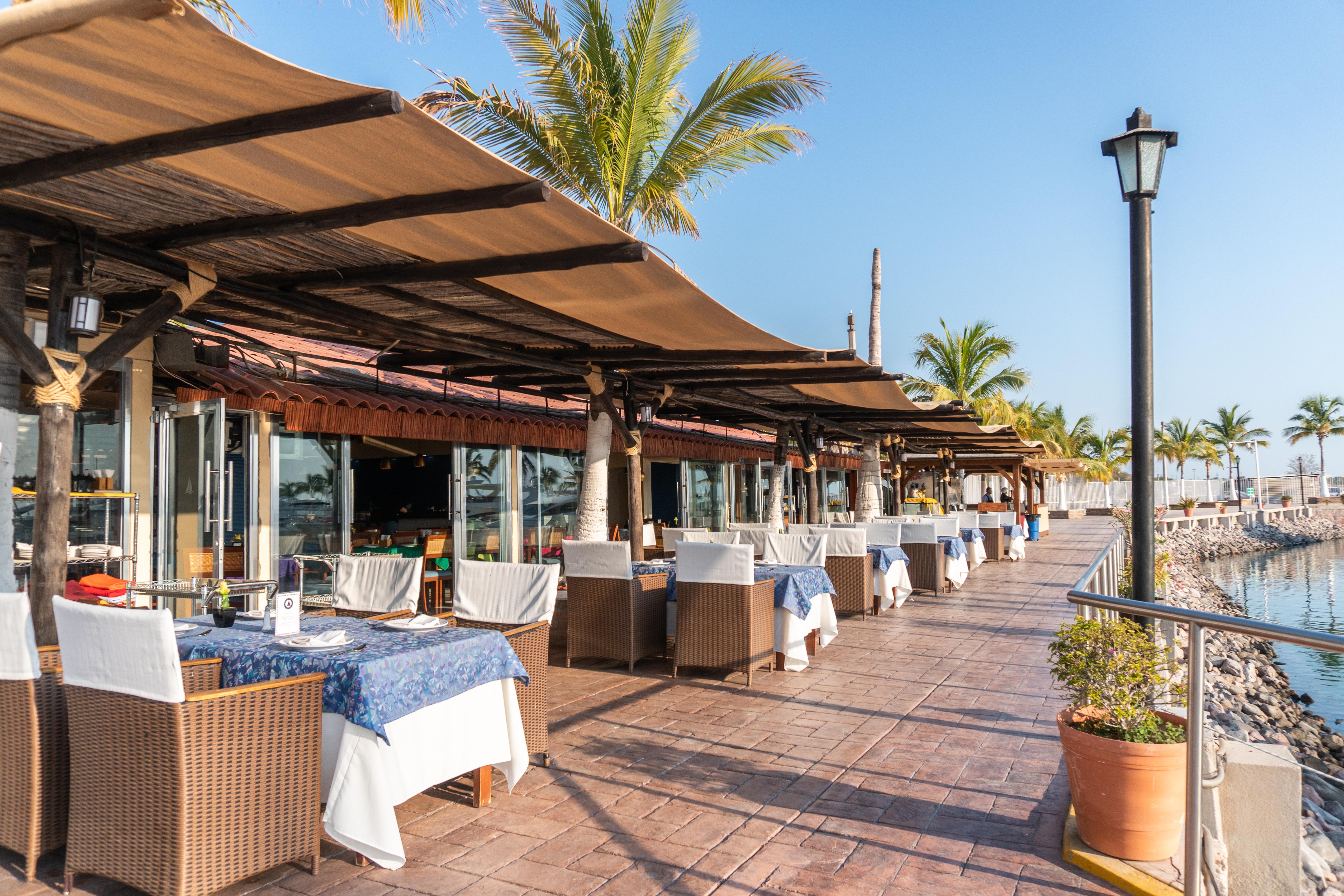 The Westmarine Waterfront Hotel Ла Пас Екстериор снимка