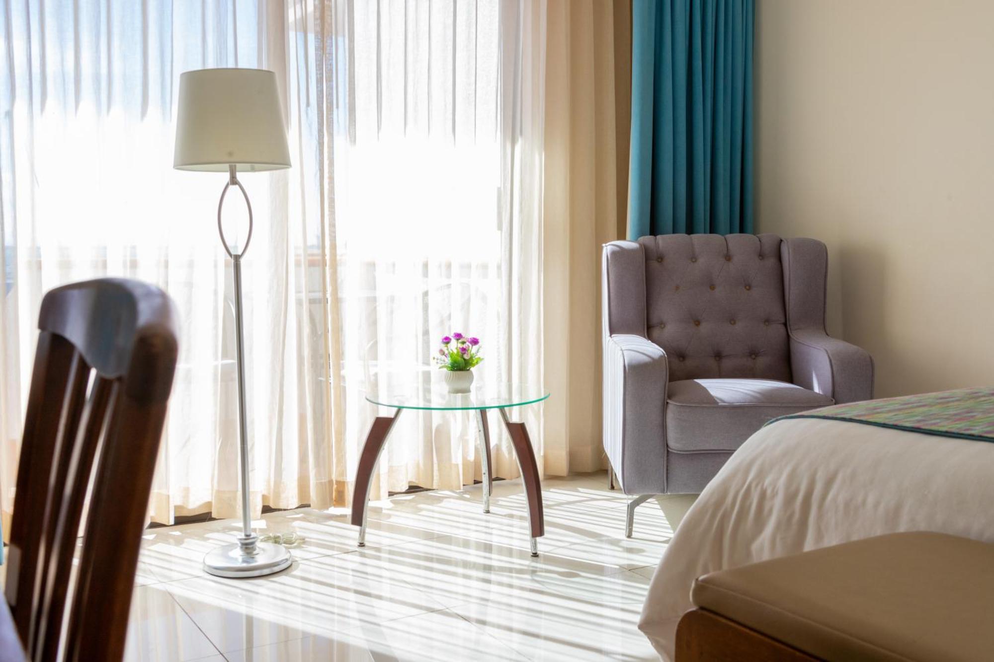 The Westmarine Waterfront Hotel Ла Пас Екстериор снимка