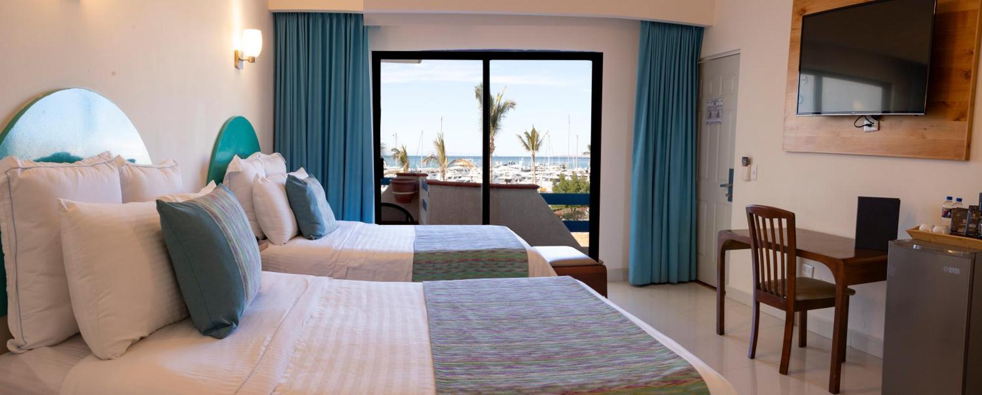 The Westmarine Waterfront Hotel Ла Пас Екстериор снимка
